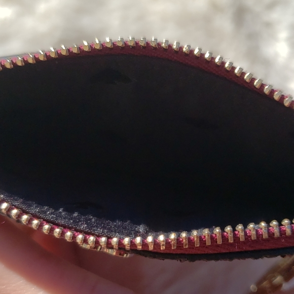♠️NWT♠️KATE SPADE BLACK CHERRY GLITTER WALLET - Picture 5 of 6